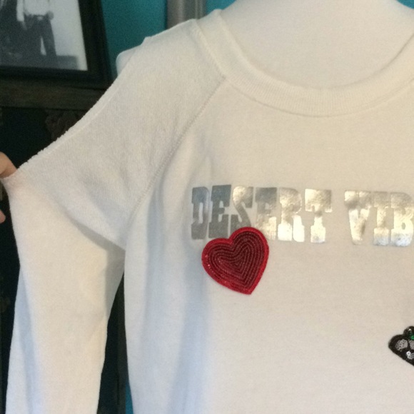 ❤️ “Dessert vibes” shirt with free eye shadow. - Picture 5 of 6